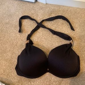 32D Victoria’s Secret bikini top